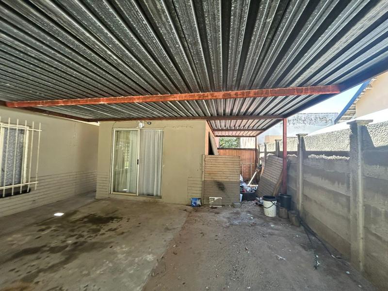 7 Bedroom Property for Sale in Sasolburg Ext 3 Free State